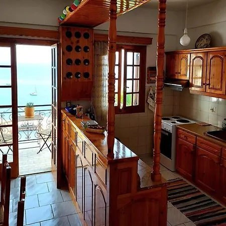 Σπίτι διακοπών Two-storey Beautiful House With Amazing View