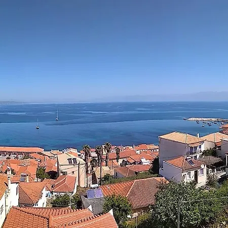 Two-storey Beautiful House With Amazing View Σπίτι διακοπών Koróni