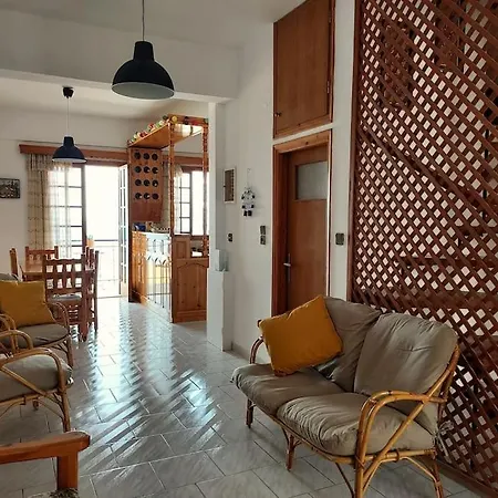 Two-storey Beautiful House With Amazing View * Koróni